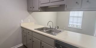 Pine Hill Apartments - Tupelo Gallery 8