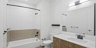 River House Apartments Gallery 36