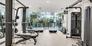 17550 Collins Avenue Gallery 11