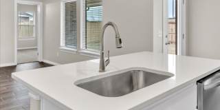 Adorable Brand New NE Edmond Gallery 4