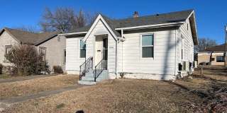 1921 Annie Baxter Avenue Gallery 1