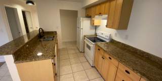 Charming Updated 1 Bedroom Apartment in Oakland Adams Point Neighborhood Gallery 4