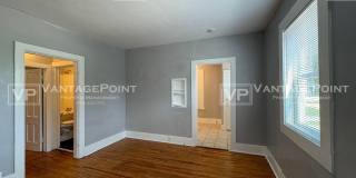 334 S. Quincy Street Gallery 11
