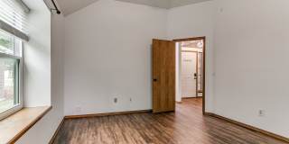 2812 Victoria Drive Gallery 15