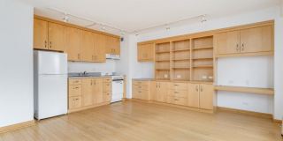 3100 North Lake Shore Dr. Gallery 6