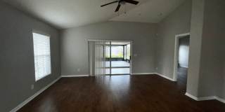 RESERVE AT WEDGEFIELD 3 bedroom 2 bath home with stainless appliances, laminate flooring and a fenced back  yard! Gallery 10