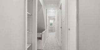 214 WASHINGTON Street Gallery 27