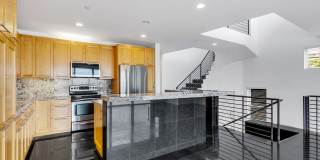 3 Bed 3 Bath Ocean View, Penthouse "Mark Singer" Residence in Downtown Laguna Beach Gallery 15