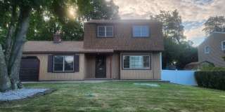 6 CEDAR CREEK Drive Gallery 1