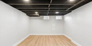 1415 E LANVALE Street Gallery 35