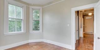 4Br, 2Ba Historic Victorian Gem - 1841 Ohio Ave Gallery 28