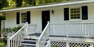 Heart of Chapel Hill! Roosevelt is ready for you!  4 bedrooms/3 bathrooms Gallery 4