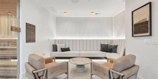 Bond on Mint Gallery 18