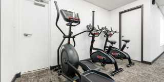 Pelican Lake Apartment Homes Gallery 11