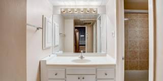 1212 Guadalupe Street Gallery 11