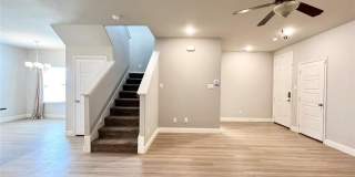 5000-5002 Villas Drive Gallery 5