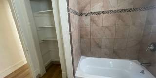 Adams Apartments Gallery 18