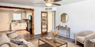 412 N 17th Dr Gallery 4