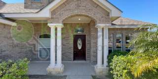 Beautiful McAllen Corner Lot Home--3 Bedroom, 2 Bath + Home Office Gallery 6
