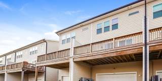 3-Bedroom, 2.5 Bath Townhome for Rent in Mooresville, NC | Attached 2-Car Garage & Modern Kitchen Gallery 21