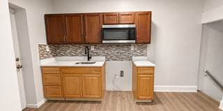 3 Bedroom Home with Basement, Laundry Area & Bright Living Space Gallery 7