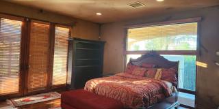 Fully Furnished! Charming 1BED/1BATH private space located in the desirable North Scottsdale ! Gallery 14