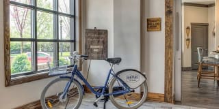 Vintage at the Avenue Gallery 36