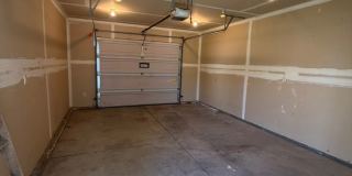 Charming 2-Story Townhome with Vaulted Ceilings Gallery 38