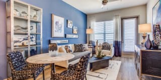 Westloop at the Diamond Interchange Gallery 32