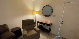 2109 Breezeway Gallery 3