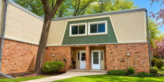 7305 W Franklin Avenue Gallery 1