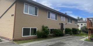 917 E 46th Ct Gallery 1