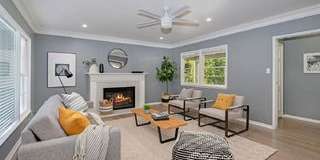 852 11th Street Gallery 1