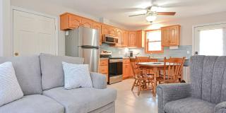 Winter rental: Dot's Place- (Utilities Included) Winter rental: Dot's Place- (Utilities Included) Gallery 8