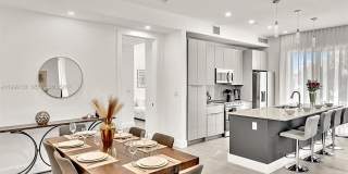 2100 Miami Rd Gallery 32