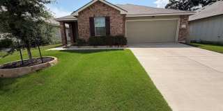 Beautiful 3 Bedroom home in Yowell Ranch Gallery 1
