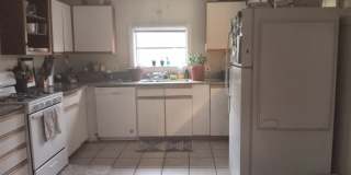 1032 Curran Street Gallery 17