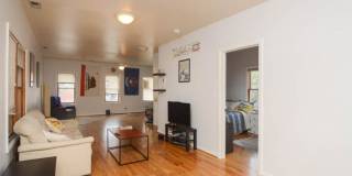 1342 Hubbard Gallery 6