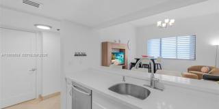 540 Brickell Key Dr UNIT 500 (A11959509) Gallery 7