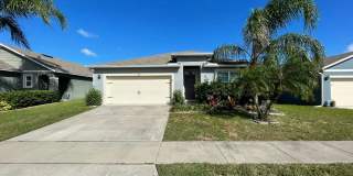 4 Bedroom 2 Bathroom home available in Edgewater, FL Gallery 1