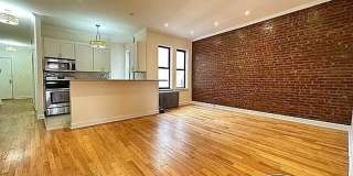 382 Wadsworth Avenue Gallery 1