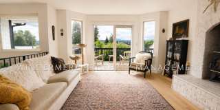 Charming and Bright 3 bed in Convenient Poulsbo community with amazing views! Gallery 6