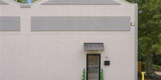 711 N CAUSEWAY Boulevard Gallery 1