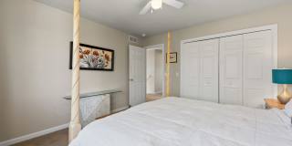 951 Euclid Avenue - 1 Gallery 24