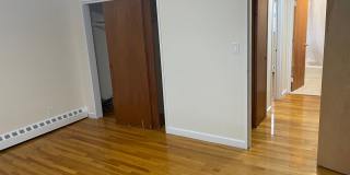 Coolidge Corner  Renovated Spacious and very sunny top floor  2 bed, HT and HW inc  June or July Gallery 9