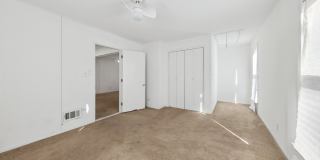 9518 S 53rd Avenue Gallery 10