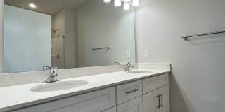 The Bungalows on the Lake - Block C Gallery 404