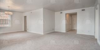 229 Ward Parkway Gallery 20