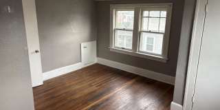 1302 East 12th Street Gallery 7