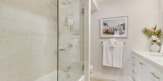 438 Brackenwood Lane S Gallery 39